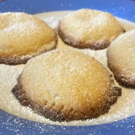 Due Passi Dal Centro Panzió 3*