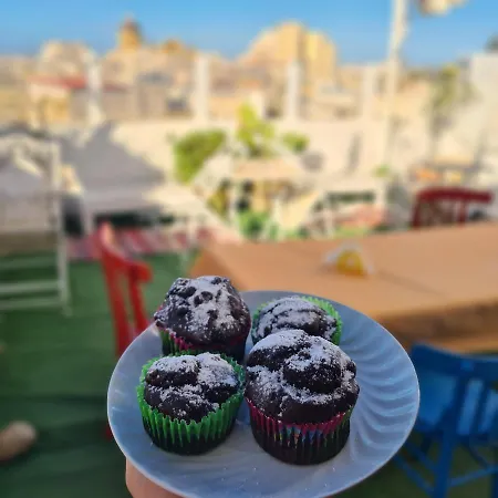 Due Passi Dal Centro Panzió 3*