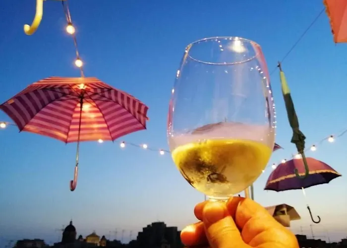 Due Passi Dal Centro ベッド・アンド・ブレックファスト マルサラ