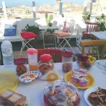 Due Passi Dal Centro Bed and Breakfast Μαρσάλα