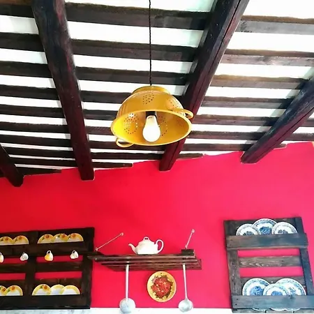 咫尺城中央酒店 3*