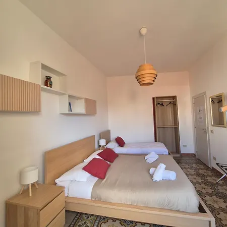 Oda ve Kahvaltı Due Passi Dal Centro