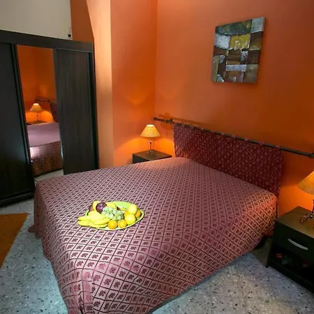 咫尺城中央酒店 住宿加早餐酒店