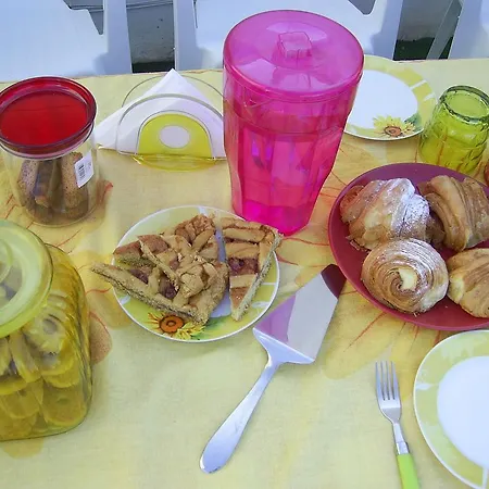 咫尺城中央酒店