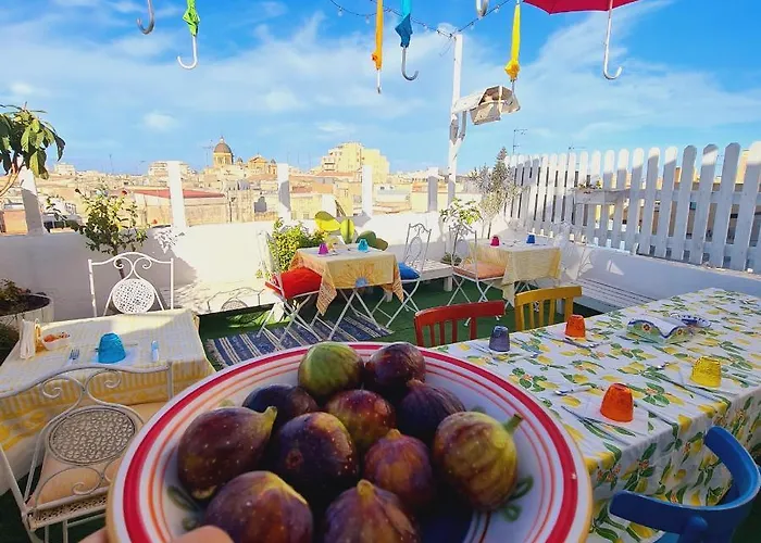 Due Passi Dal Centro Oda ve Kahvaltı Marsala