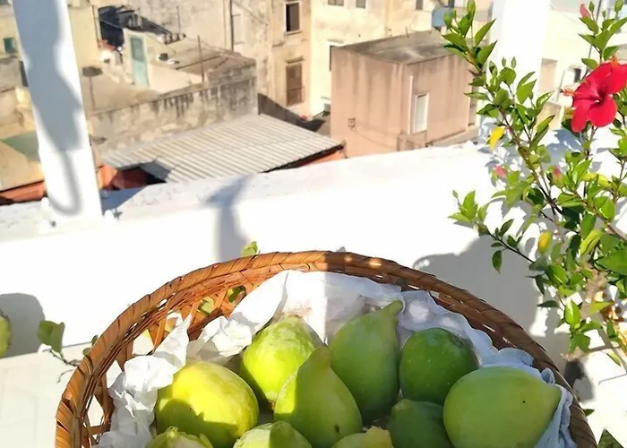 Bed & Breakfast Due Passi Dal Centro 3*