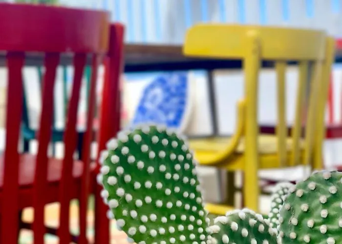 Due Passi Dal Centro