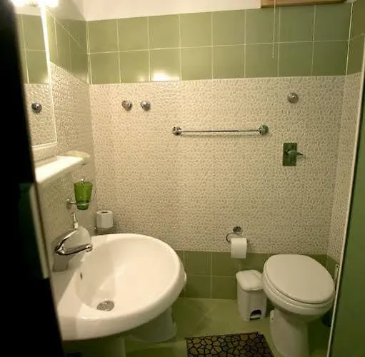 Due Passi Dal Centro 3*